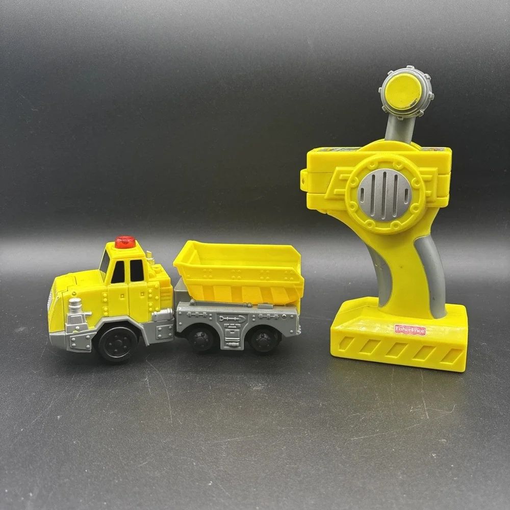 GEOTRAX TRAIN AND REMOTE Yellow Dump Truck Tested / Working